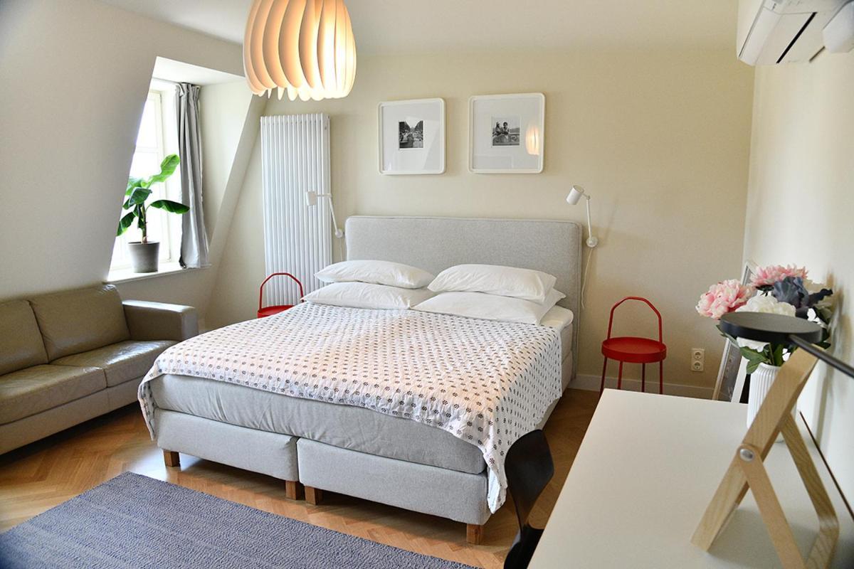 Jethon Exklusives City-Appartement Bernburg Bagian luar foto